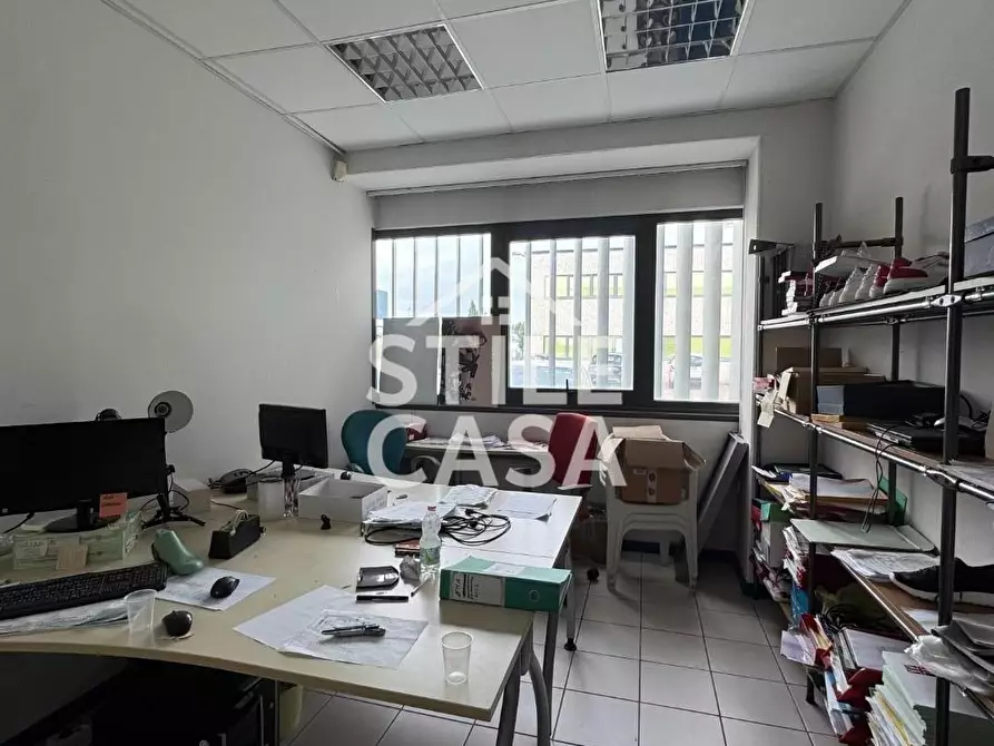 Immagine 10 di Capannone industriale in vendita  a Altopascio