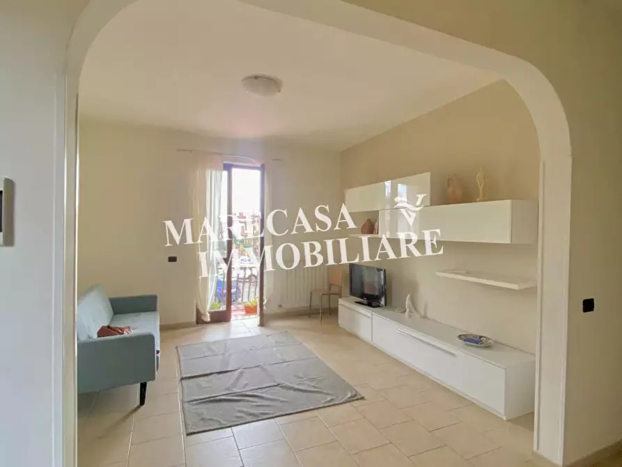 Immagine 4 di Appartamento in vendita  a Massa