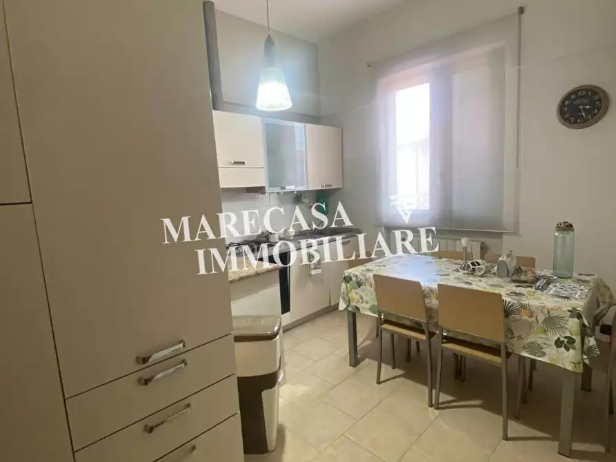 Immagine 6 di Appartamento in vendita  a Massa
