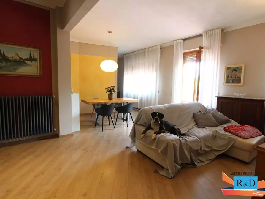 Immagine 2 di Appartamento in vendita  a Poggibonsi