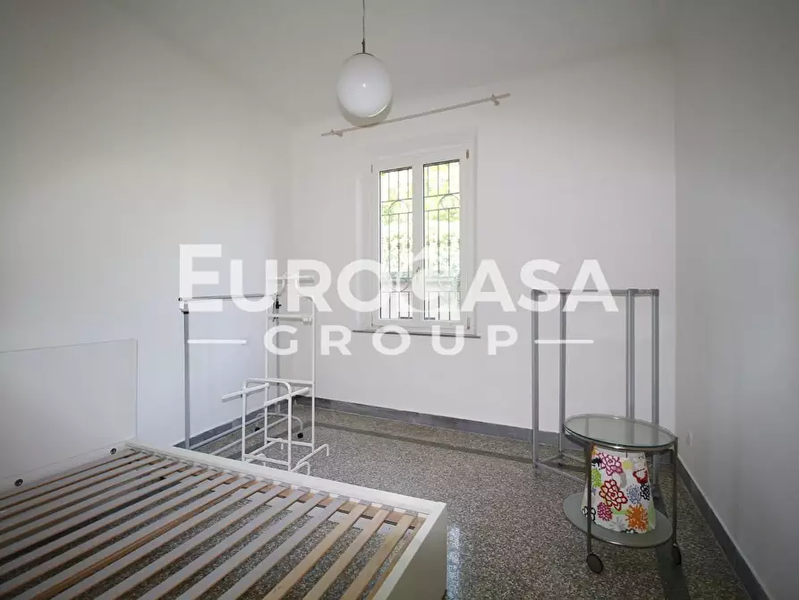 Immagine 17 di Appartamento in vendita  a Lucca