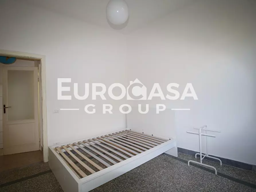 Immagine 19 di Appartamento in vendita  a Lucca