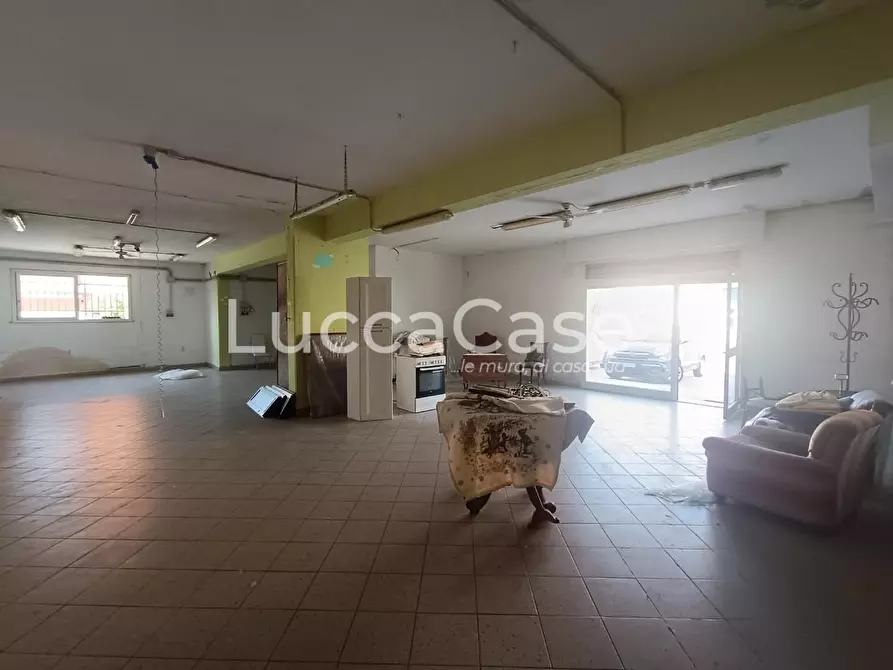 Immagine 6 di Locale commerciale in affitto  a Altopascio