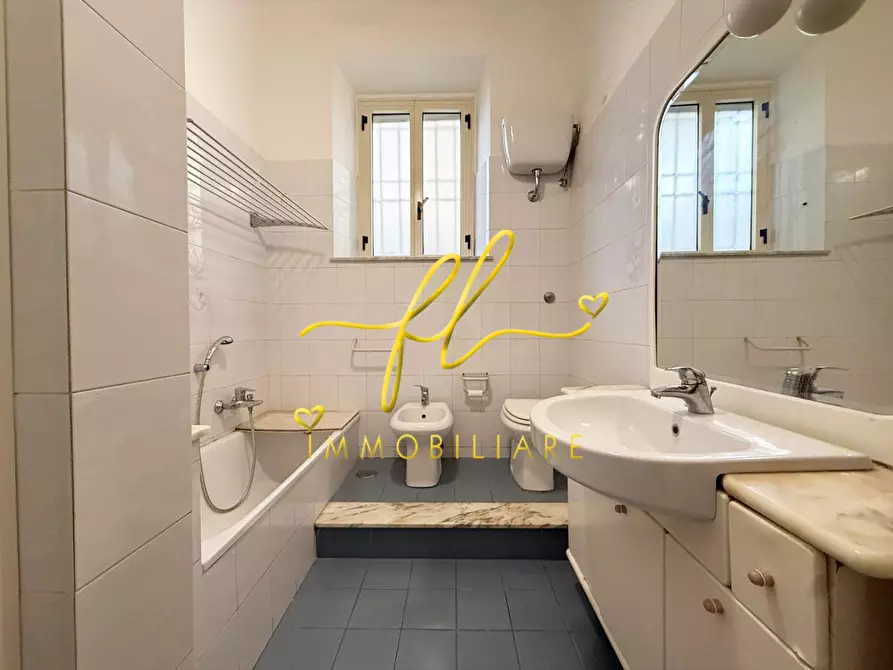 Immagine 25 di Appartamento in vendita  a Cecina