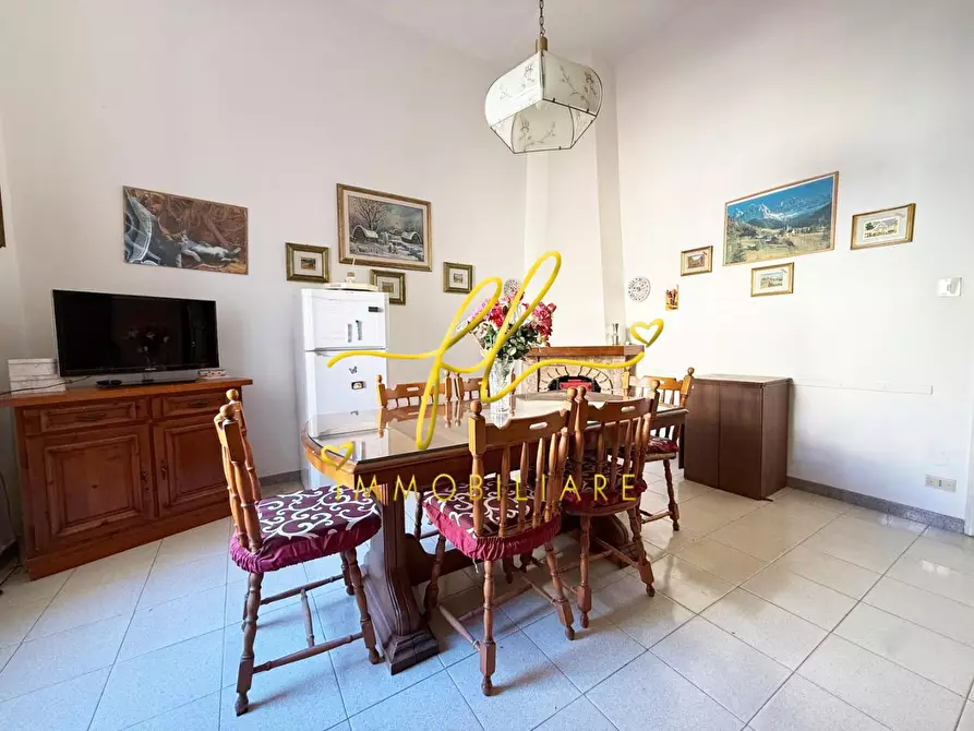 Immagine 4 di Appartamento in vendita  a Cecina