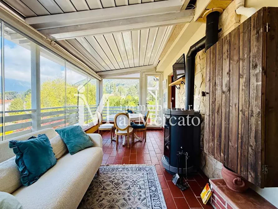 Immagine 28 di Rustico / casale in vendita  a Camaiore