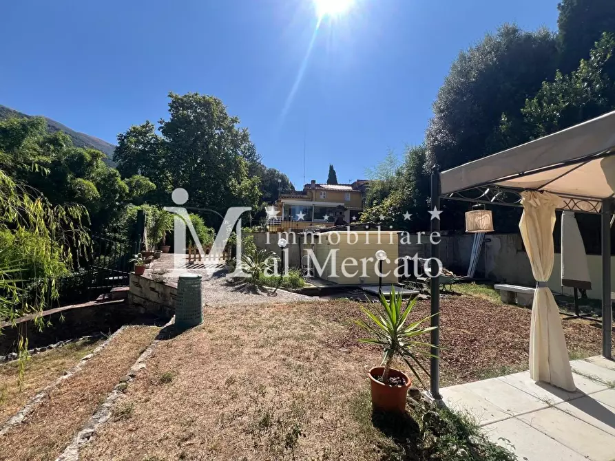 Immagine 63 di Rustico / casale in vendita  a Camaiore