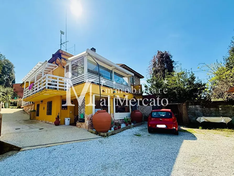 casa indipendente in vendita a Camaiore
