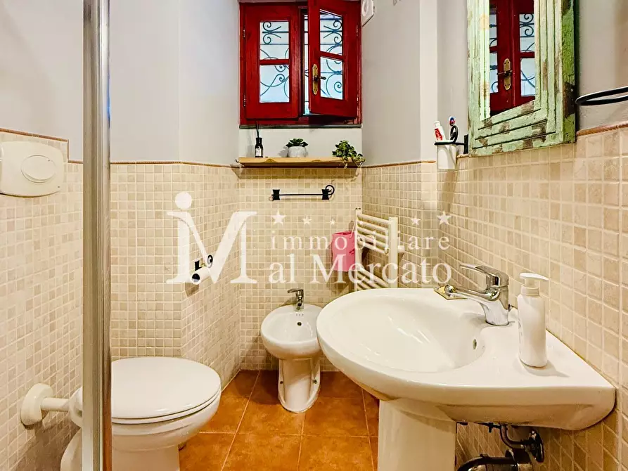 Immagine 52 di Rustico / casale in vendita  a Camaiore