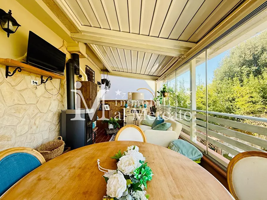 Immagine 30 di Rustico / casale in vendita  a Camaiore