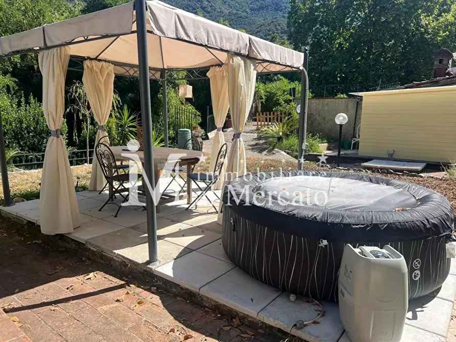 Immagine 62 di Rustico / casale in vendita  a Camaiore