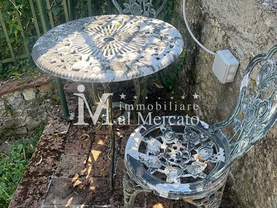 Immagine 71 di Rustico / casale in vendita  a Camaiore