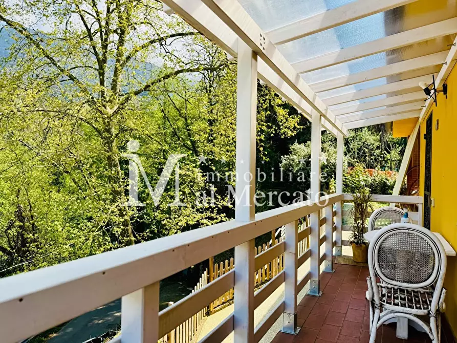 Immagine 32 di Rustico / casale in vendita  a Camaiore