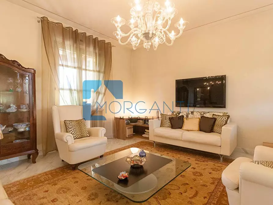 Immagine 19 di Villa in vendita  a Pietrasanta