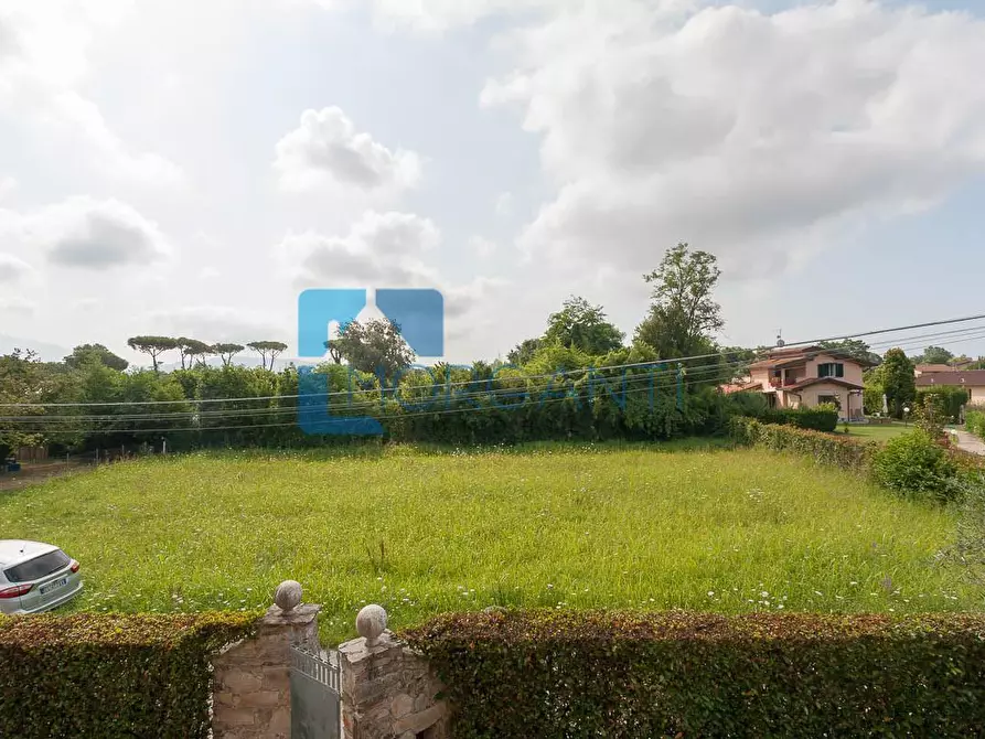 Immagine 33 di Villa in vendita  a Pietrasanta