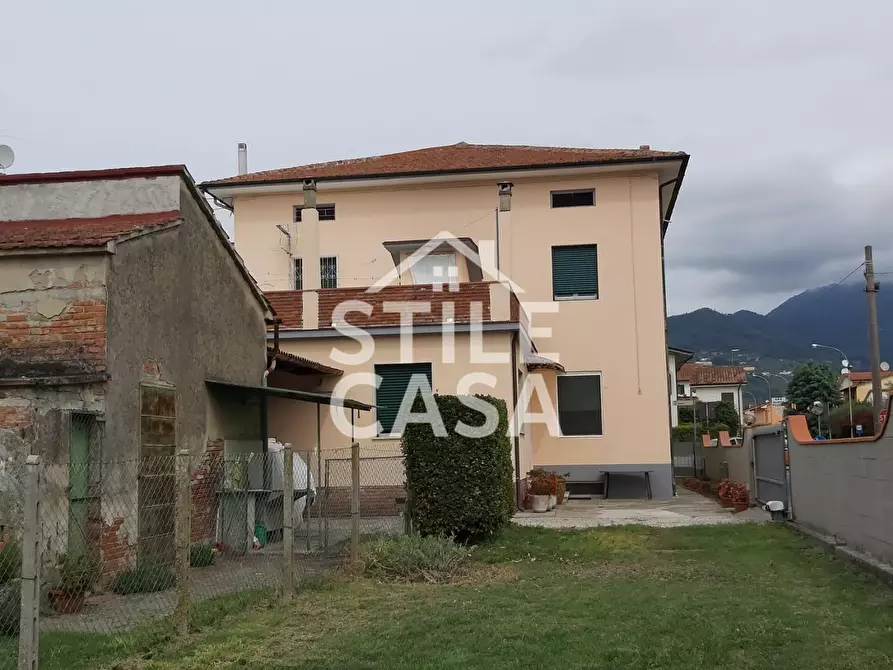 Immagine 9 di Casa indipendente in vendita  a Capannori