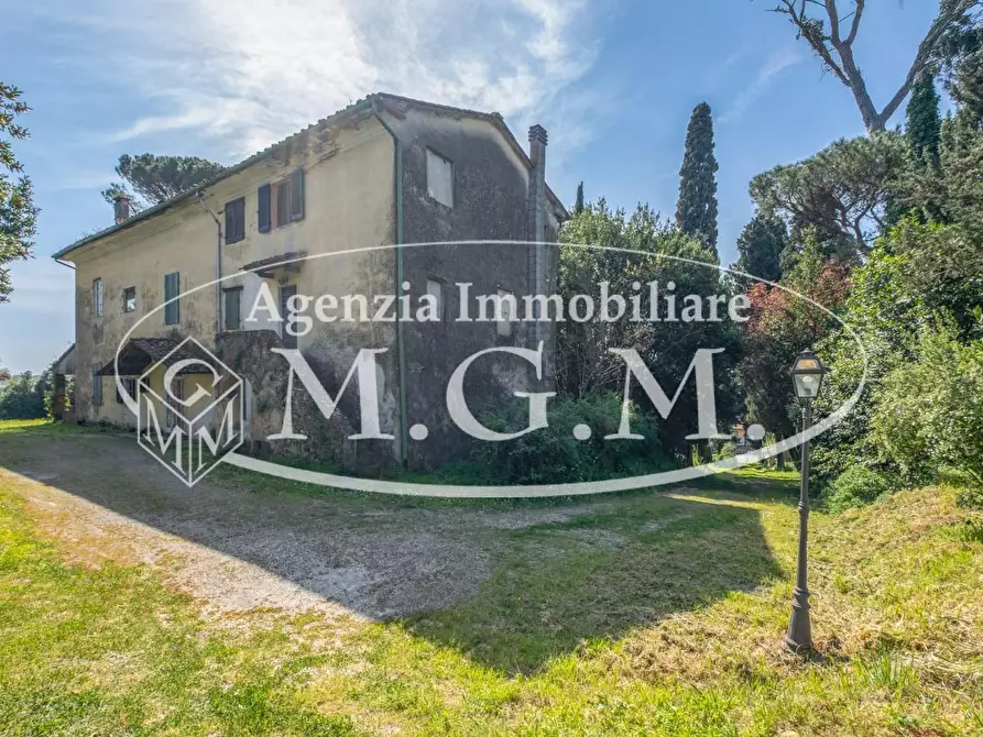Immagine 25 di Villa in vendita  a Buti