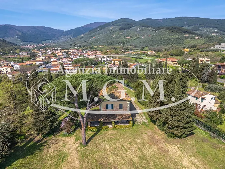 Immagine 3 di Villa in vendita  a Buti