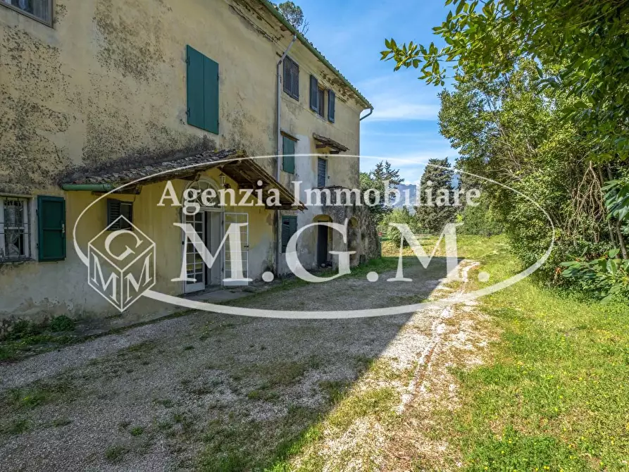 Immagine 26 di Villa in vendita  a Buti