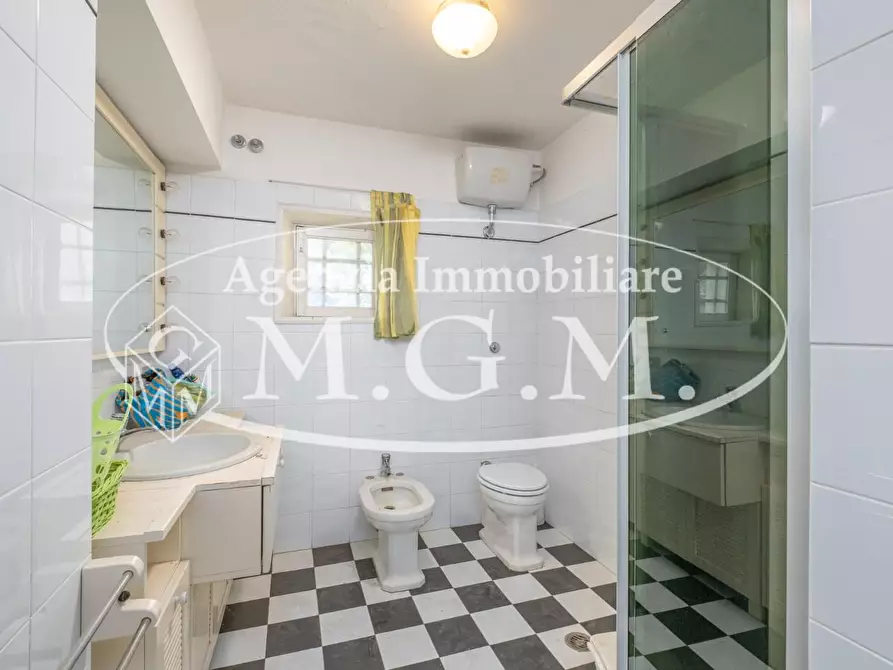 Immagine 41 di Villa in vendita  a Buti