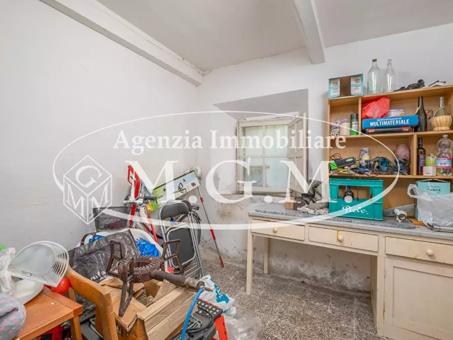 Immagine 37 di Villa in vendita  a Buti