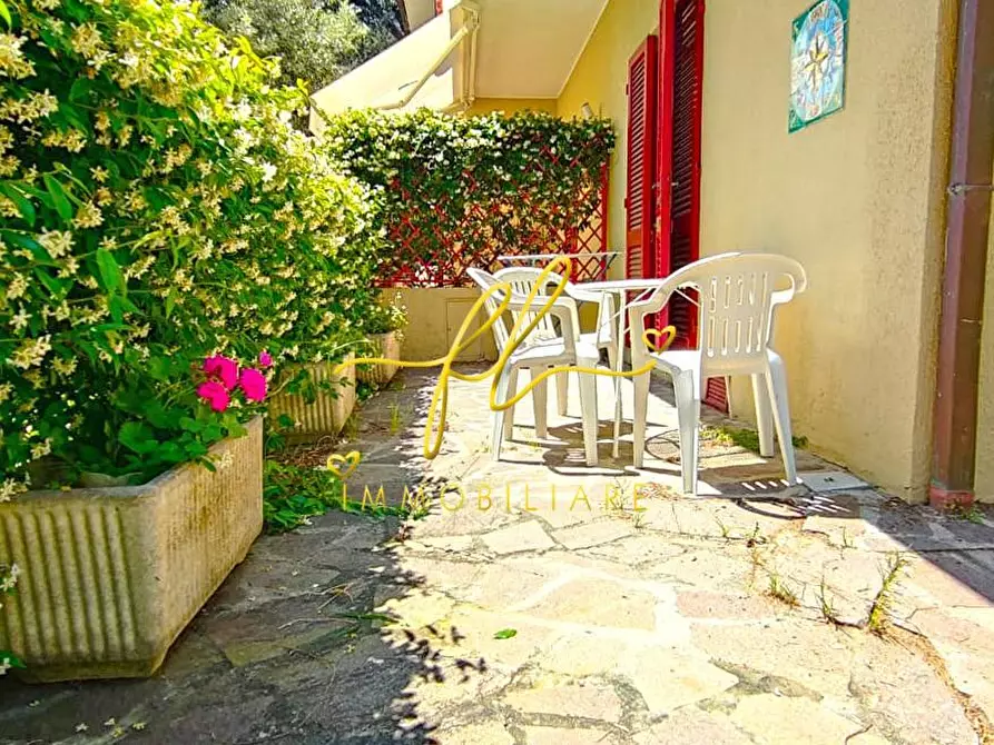 Immagine 22 di Appartamento in vendita  a Rosignano Marittimo