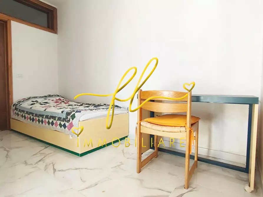 Immagine 15 di Appartamento in vendita  a Rosignano Marittimo