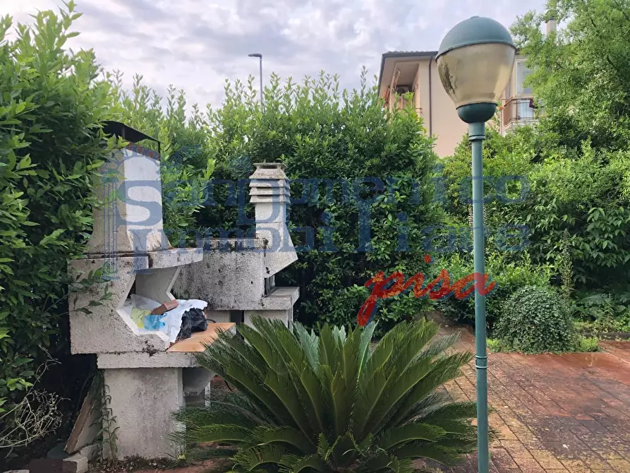 Immagine 18 di Villa in vendita  a San Giuliano Terme