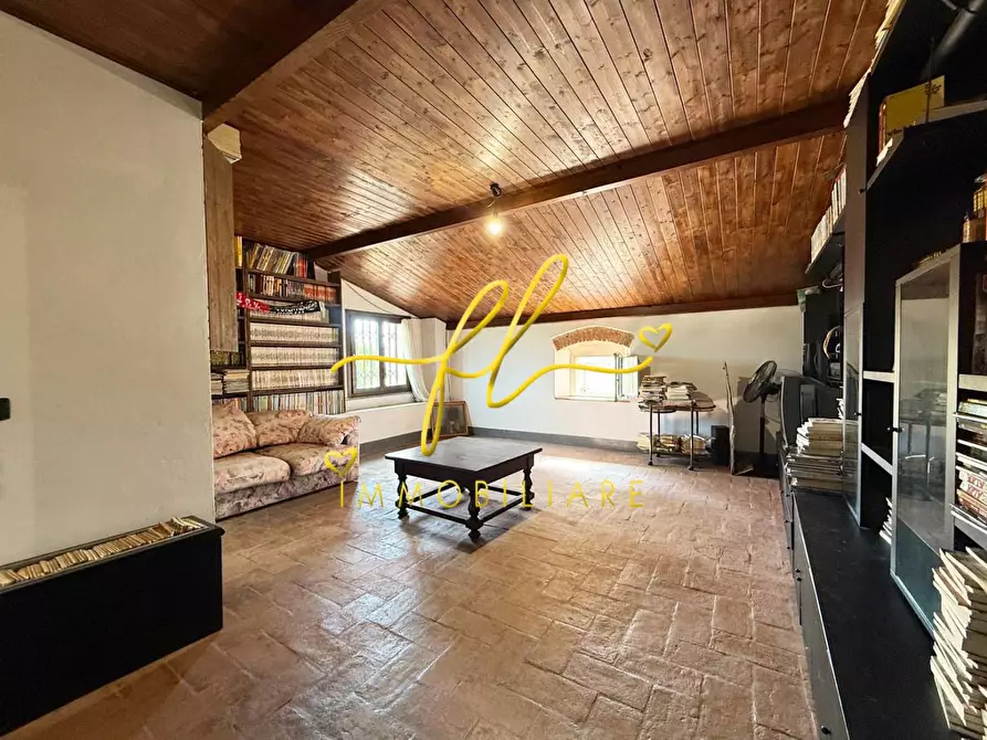 Immagine 47 di Casa colonica in vendita  a Cecina