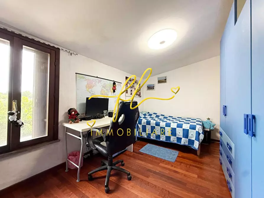 Immagine 33 di Casa colonica in vendita  a Cecina