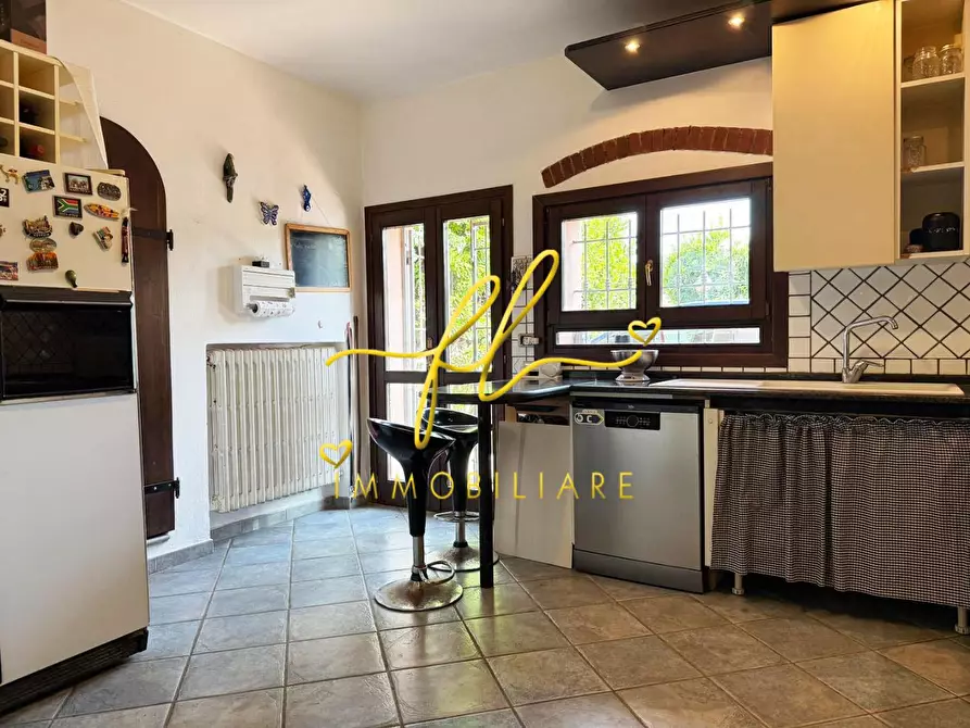 Immagine 12 di Casa colonica in vendita  a Cecina