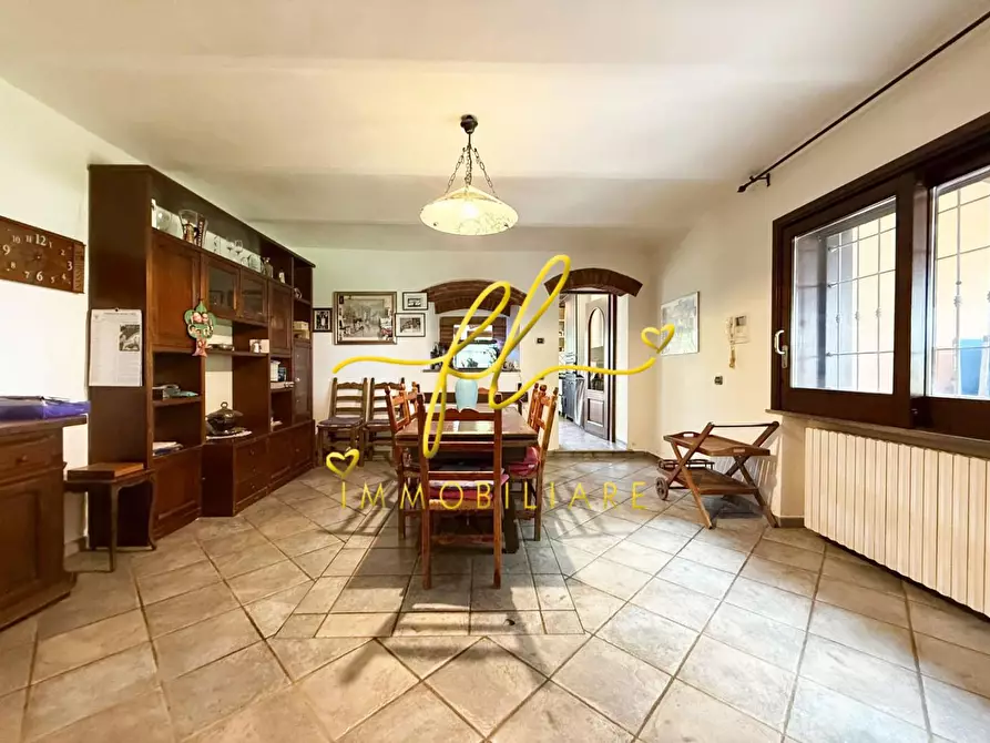 Immagine 15 di Casa colonica in vendita  a Cecina