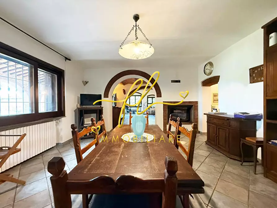 Immagine 22 di Casa colonica in vendita  a Cecina