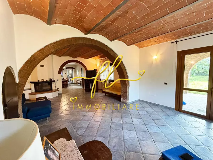 Immagine 17 di Casa colonica in vendita  a Cecina