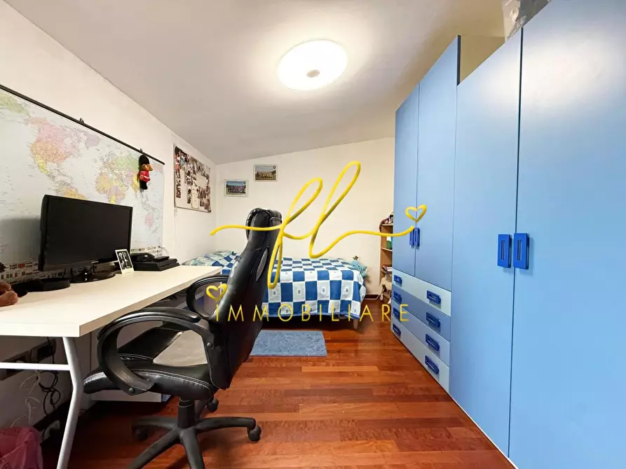 Immagine 34 di Casa colonica in vendita  a Cecina