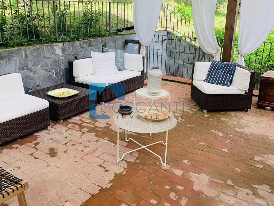 Immagine 7 di Villa in vendita  a Camaiore