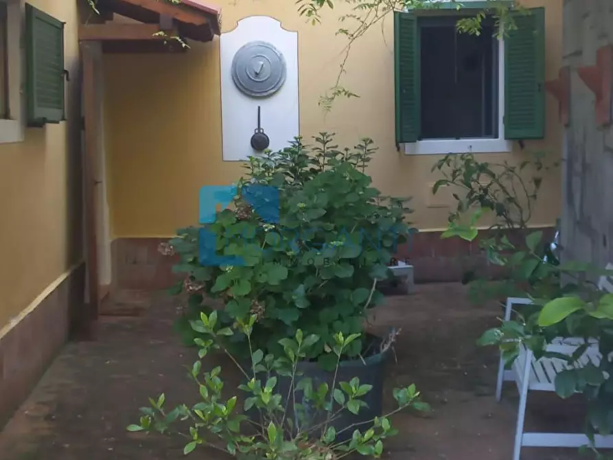 Immagine 25 di Villa in vendita  a Camaiore