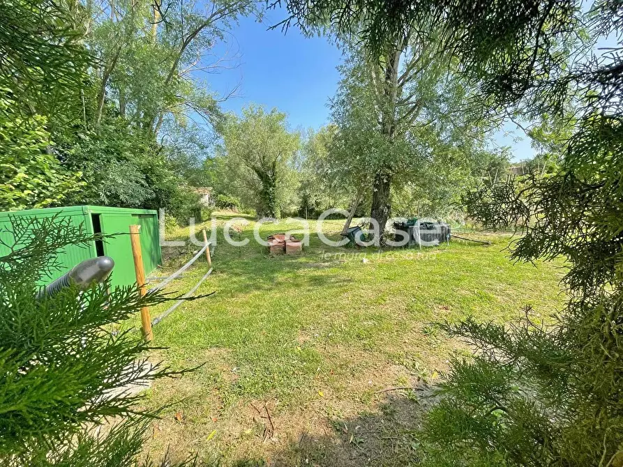 Immagine 15 di Villa in vendita  a Capannori