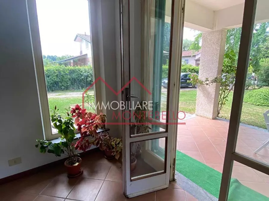 Immagine 9 di Casa indipendente in vendita  a Camaiore