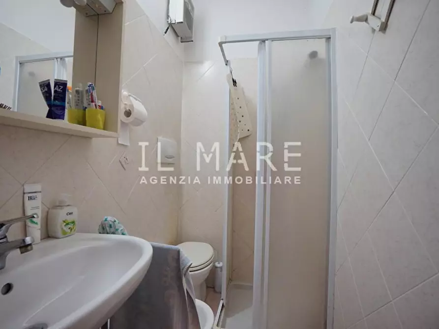 Immagine 13 di Appartamento in vendita  a Massa