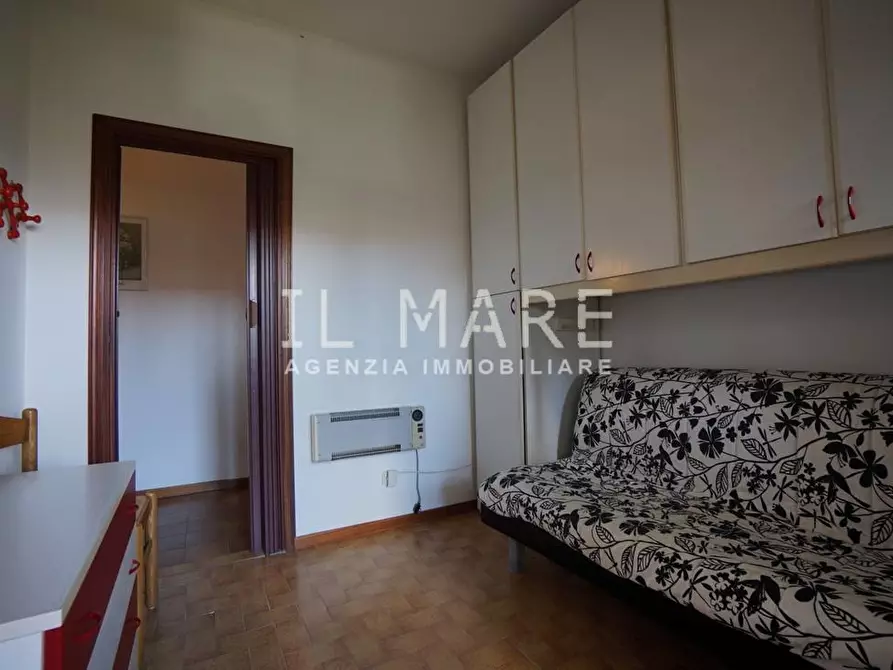 Immagine 10 di Appartamento in vendita  a Massa