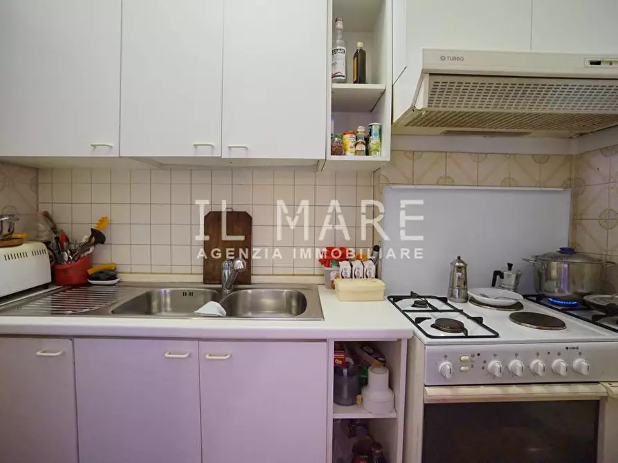 Immagine 5 di Appartamento in vendita  a Massa