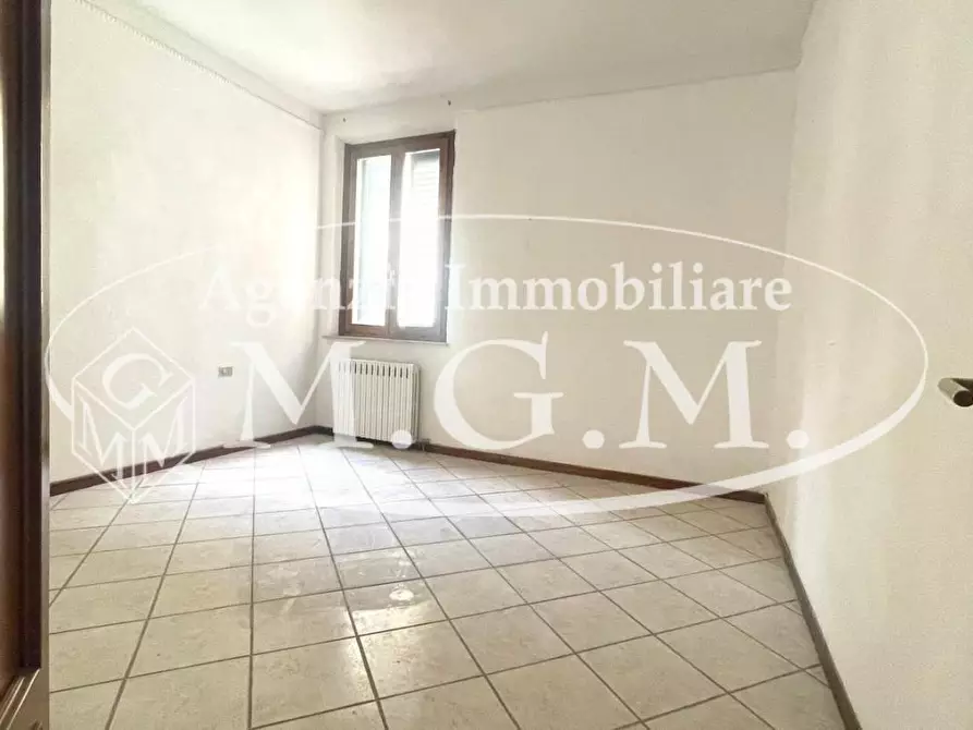 Immagine 8 di Ufficio in affitto  a Pontedera