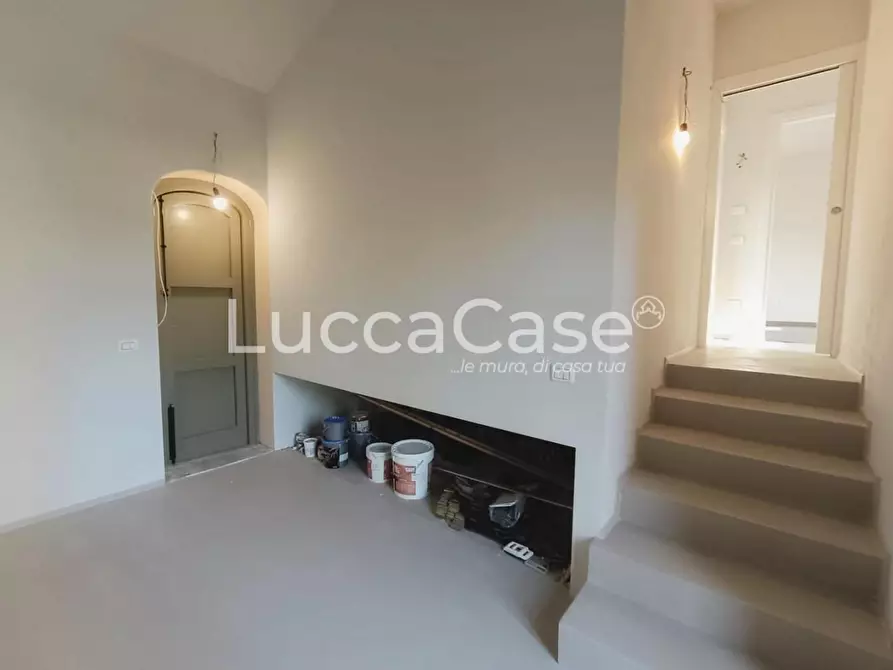 Immagine 39 di Casa bifamiliare in vendita  a Lucca