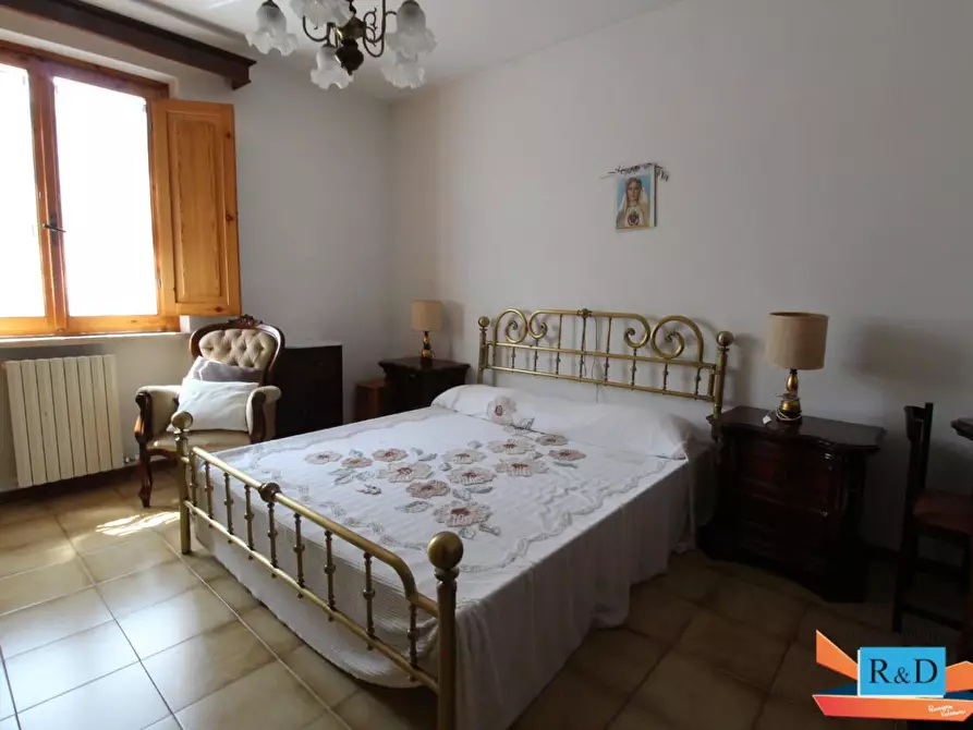 Immagine 9 di Appartamento in vendita  a San Gimignano