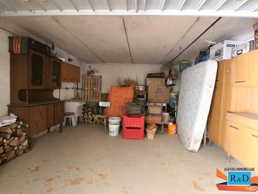 Immagine 18 di Appartamento in vendita  a San Gimignano