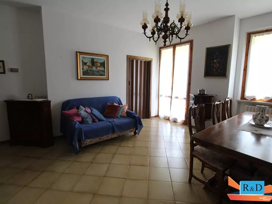 Immagine 4 di Appartamento in vendita  a San Gimignano