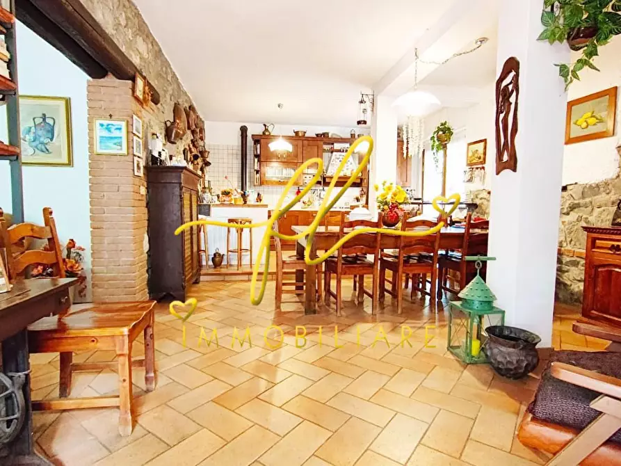 Immagine 9 di Casa colonica in vendita  a San Vincenzo