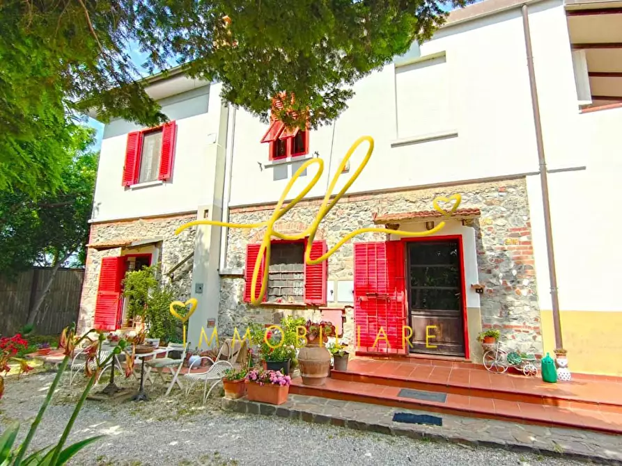 Immagine 25 di Casa colonica in vendita  a San Vincenzo