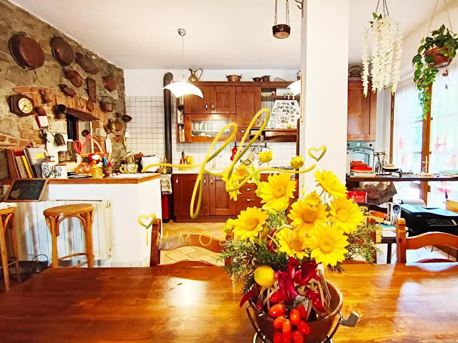 Immagine 3 di Casa colonica in vendita  a San Vincenzo